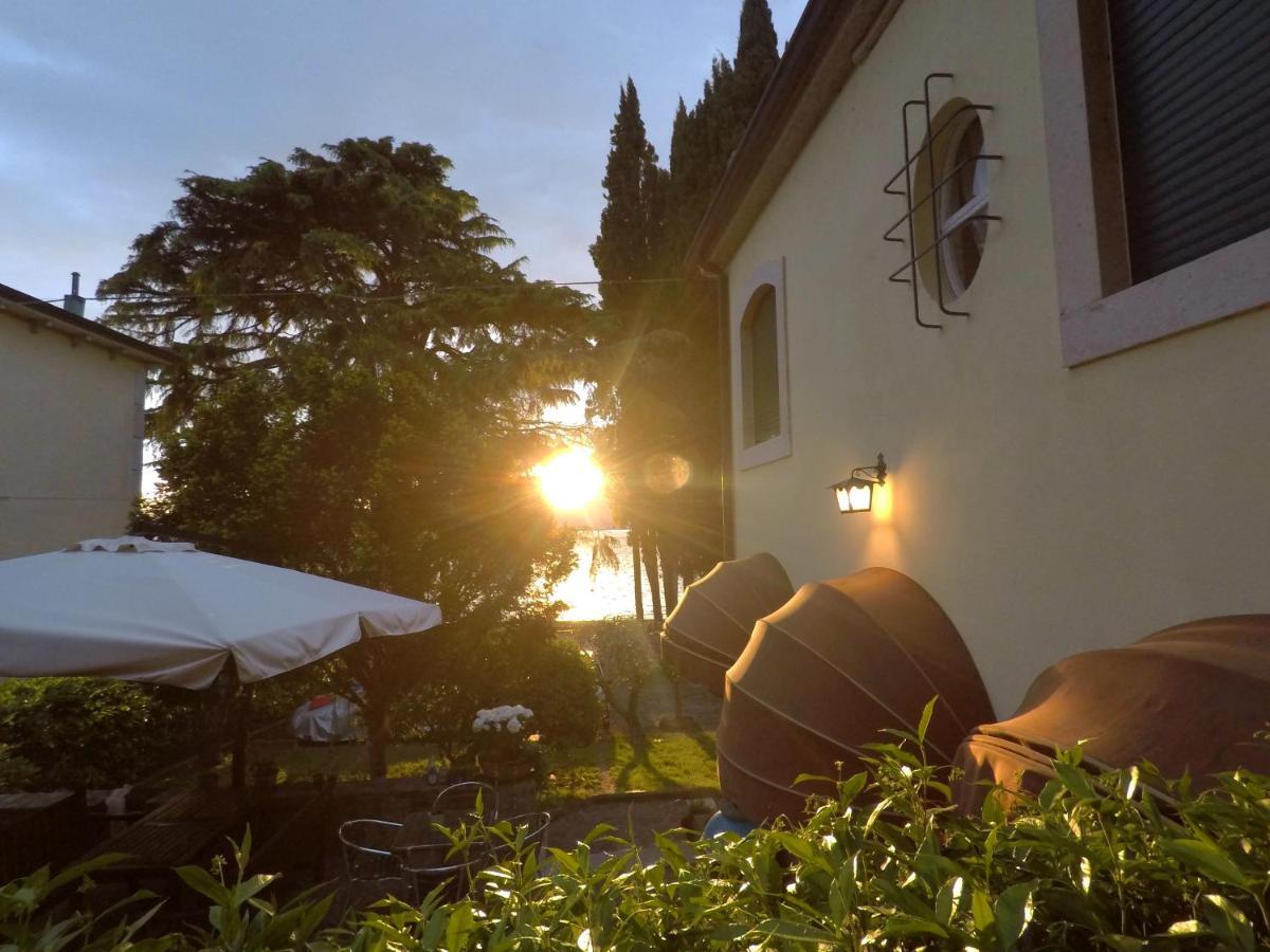 Villa Corteolivo Rooms توري ديل بيناكو المظهر الخارجي الصورة